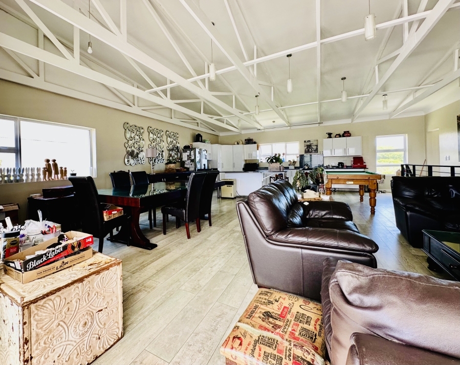 4 Bedroom Property for Sale in Vermont Western Cape